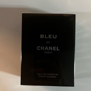 CHANEL perfume Luxurious Black Packaging